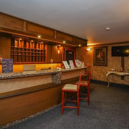 Hotel Central Club Sofia-3